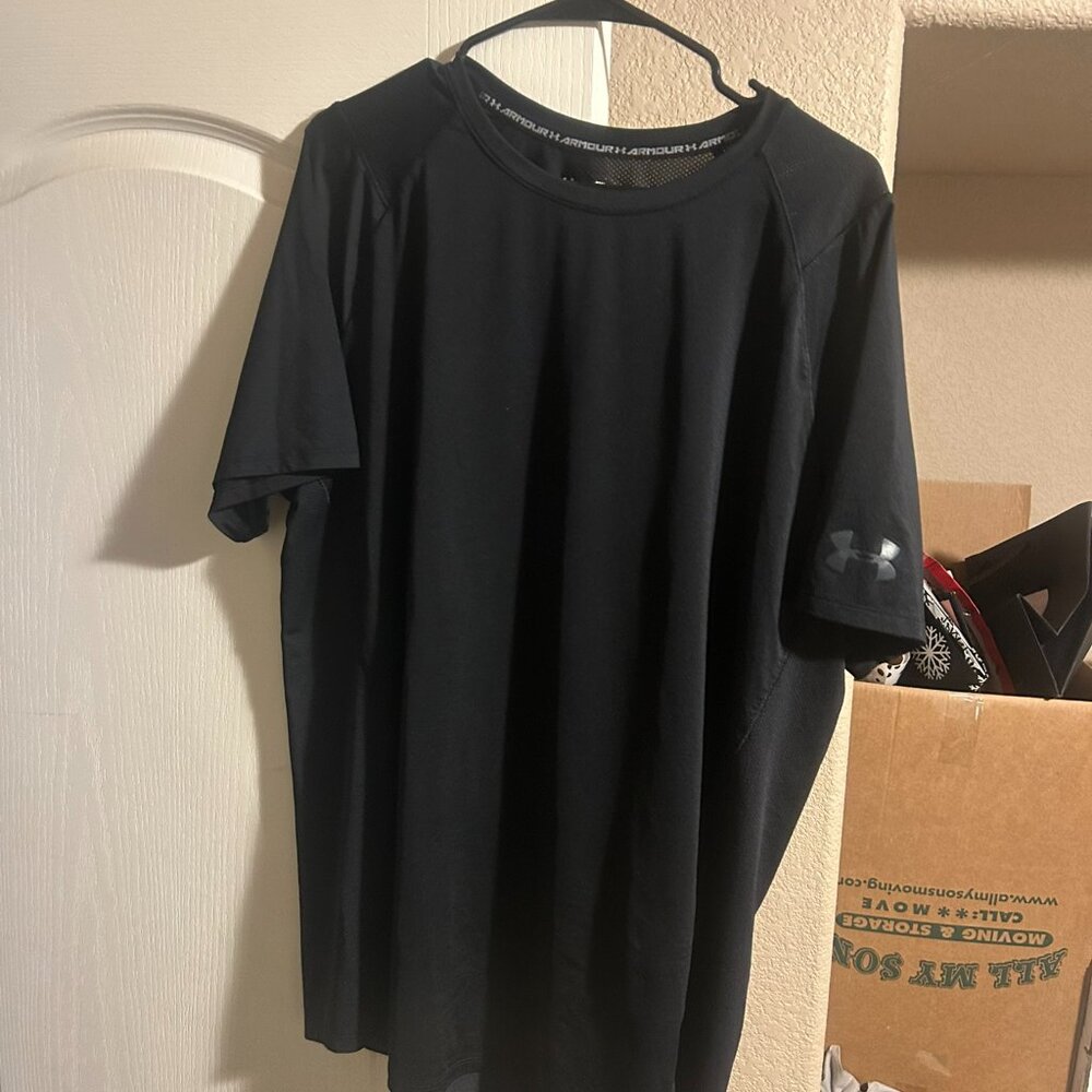 Under Armour Tshirt